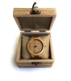 Hipperboo® Bamboe Horloge - Unisex - Heren En Vrouwen - Polshorloge - Lichtbruin Eco-Leer - Met Extra Bandje