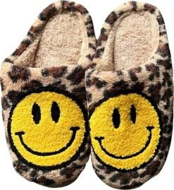 Smiley Sloffen Panter – Unisex Pantoffels Smiley – Smiley Slippers Tijger - Sloffen – Zachte Pantoffels – Gekke Sloffen – Sloffen Dames & Heren – Panter - Cadeau - Maat 37/38 -Casio Verkoop 1103x1200 6
