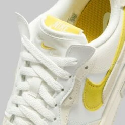 Sneakers Nike Air Force 1 Fontanka "Summit White Celery" - Maat 39 -Casio Verkoop 1198x1200 18