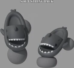 Geweo Haai Slippers - Shark Slides - Badslippers - Pantoffels Heren Dames - Douchepantoffels - Haaienpantoffels - Kerstmis - Kerstfeest - Christmas Gift - Zomer Antislip Platform Kussen Glijbanen Slippers - Donker Grijs - Maat 4344 -Casio Verkoop 1200x1104 4