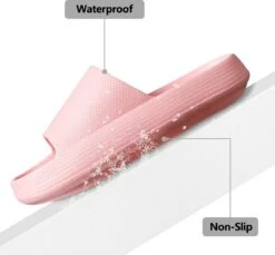Geweo - Badslippers - EVA Slippers Heren Dames - Pillow Slides - Kerstmis - Kerstfeest - Christmas Gift - Unisex - Verdikte - Antislip - Lichtgewicht - Roze - Maat 38/39 -Casio Verkoop 1200x1113 6