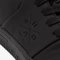 Blue Box Zwarte Heren Sneakers - Maat 42 -Casio Verkoop 1200x1200 1542