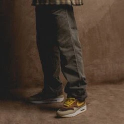 Nike Air Max 1 | PRM 'Ugly Duckling' | Pecan Yellow Orche | DZ0482-200 | Maat 43 | US Mens 9.5 | UK 8.5 | CM 27.5 -Casio Verkoop 1200x1200 1575