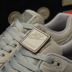 Nike Air Max 1 | V SP 'Patch' | Steel Green | 704901-300 | Maat 43 | Mens US 9.5 | UK 8.5 | CM 27.5 -Casio Verkoop 1200x1200 1588