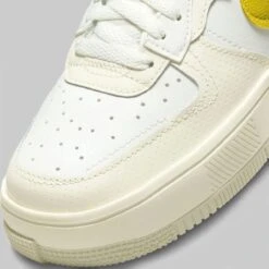 Sneakers Nike Air Force 1 Fontanka "Summit White Celery" - Maat 39 -Casio Verkoop 1200x1200 1607