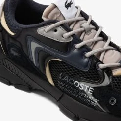 Lacoste L003 Neo Heren Sneakers - Zwart/Donkerblauw - Maat 43 -Casio Verkoop 1200x1200 1627