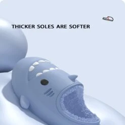 Geweo Home Sloffen Dames Heren - Haai Pantoffels - Kerstmis - Kerstfeest - Christmas Gift - Antislip Pluche Warme Fleece Open Sloffen - Comfortabel Traagschuim - Grijs - Maat 4445 -Casio Verkoop 1200x1200 1646