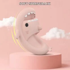 Geweo Haai Slippers - Shark Slides - Badslippers - Pantoffels Heren Dames - Douchepantoffels - Haaienpantoffels - Kerstmis - Kerstfeest - Christmas Gift - Zomer Antislip Platform Kussen Glijbanen Slippers - Roze - Maat 4142 -Casio Verkoop 1200x1200 1827