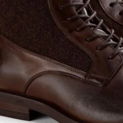 DenBroeck Worth St. - Hoge Veterschoenen - Hoogwaardig Leder En Katoen - Heren - Donkerbruin 14 DenBroeck Worth St. - Hoge Veterschoenen - Hoogwaardig Leder En Katoen - Heren - Donkerbruin -Casio Verkoop 1200x1200 1887