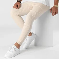 Beige Chino Alex Heren -Casio Verkoop 1200x1200 2024