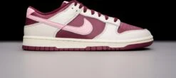 Nike Dunk Low Retro PRM Valentine's Day (2023) DR9705-100 Maat 42.5 Kleur Als Op Foto Schoenen -Casio Verkoop 1200x532 10
