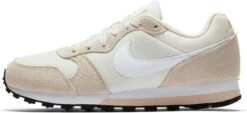 Nike Md Runner -Sneakers - Dames - Beige/Wit - Maat 41 -Casio Verkoop 1200x551 2