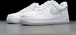Nike Air Force 1 '07 Low Color Of The Month White Metallic Silver DZ6755-100 Maat 43 WIT Schoenen -Casio Verkoop 1200x555 10
