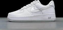Nike Air Force 1 '07 Low Color Of The Month White Metallic Silver DZ6755-100 Maat 43 WIT Schoenen -Casio Verkoop 1200x572 10