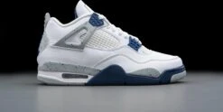 Nike Air Jordan 4 Retro, Midnight Navy, DH6927-140, EUR 42.5 -Casio Verkoop 1200x602 1