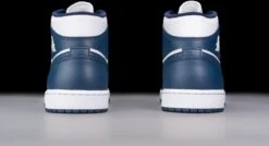 Nike Air Jordan 1 Mid, White Metallic Gold Obsidian, 554724-174, EUR 42.5 -Casio Verkoop 1200x649 4