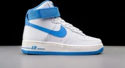 Nike Air Force 1 High OG QS University Blue (Women's) DX3805-100 Maat 39 BLAUW Schoenen