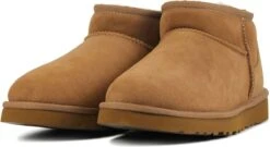 UGG Enkellaarzen Heren / Boots / Laarzen / Herenschoenen - Wol - 1137391 - Cognac - Maat 43 -Casio Verkoop 1200x656 7