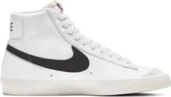 Nike Blazer Mid '77 Vintage Heren Sneakers - Maat 44 -Casio Verkoop 1200x684