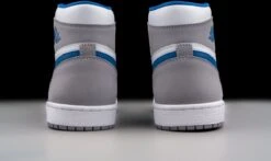 Nike Air Jordan 1 Retro High OG True Blue DZ5485-410 Maat 43 BLAUW Schoenen -Casio Verkoop 1200x716 3