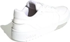 Adidas Sneakers Mannen - Maat 44 -Casio Verkoop 1200x723 1