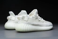 Adidas Yeezy Boost 350 V2 Bone HQ6316 Maat 43 1/3 Kleur Als Op Foto Schoenen -Casio Verkoop 1200x795 5