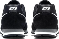 Nike Md Runner 2 Heren Sneakers - Black/White-Anthracite - Maat 42 -Casio Verkoop 1200x797 2