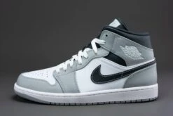 Nike Air Jordan 1 Mid Light Smoke Grey Anthracite 554724-078 Maat 42 Grijs Schoenen -Casio Verkoop 1200x800 210