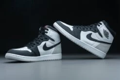 Nike Air Jordan 1 Retro High OG Stage Haze 555088-108 Maat 42 Kleur Als Op Foto Schoenen -Casio Verkoop 1200x800 268