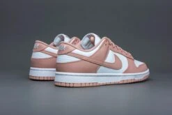 Nike Dunk Low Rose Whisper (W) DD1503-118 Maat 39 Kleur Als Op Foto Schoenen -Casio Verkoop 1200x800 315