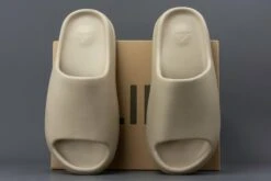 Adidas Yeezy Slide Pure GW1934 Maat 44 1/2 Kleur Als Op Foto Schoenen -Casio Verkoop 1200x800 363