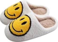 Merkloos Smiley Slippers - Dames Sloffen - Heren Sloffen - Smiley Pantoffels - Maat 38/39 -Casio Verkoop 1200x857