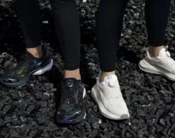 Hybrid Athlete® Automatic Shoelaces - Automatische Schoenveters - Roterende Gesp - Zelf Veterschoenen - Zelfbindende Schoenveters - Self Lacing Shoes - Quicklaces - Rotating Automatic Buckle Shoelaces - Spin Buckle - Strak-losse Gesp -Casio Verkoop 1200x947 6