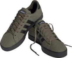 ADIDAS SPORTSWEAR Daily 3.0 Sneakers - Olistr / Cblack / Ftwwht - Heren - EU 44 -Casio Verkoop 1200x973 2