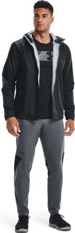 Under Armour Rain/Wind Outerwear Heren Sportjas - Maat M -Casio Verkoop 388x1200 2