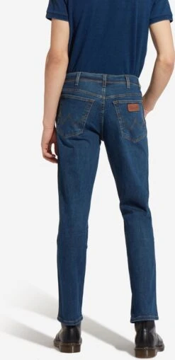 Wrangler Texas Medium Stretch Darkstone Heren Regular Fit Jeans - Donkerblauw - Maat 32/32 -Casio Verkoop 582x1200 4