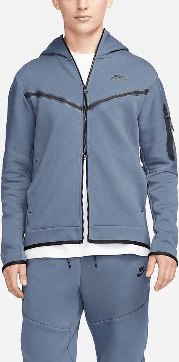 Nike Sportswear Tech Fleece Vest Mannen - Maat M 6 Nike Sportswear Tech Fleece Vest Mannen - Maat M - Afbeelding 4