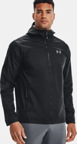 Under Armour Rain/Wind Outerwear Heren Sportjas - Maat M -Casio Verkoop 646x1200 3