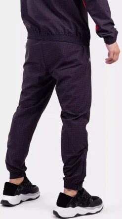 Lacoste Sport X Djokovic Trainingspak Senior Red/Navy -Casio Verkoop 672x1200 1