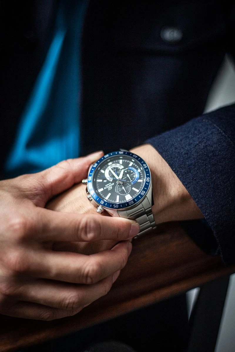 Casio Edifice EFV-620D-1A2VUEF Herenhorloge 51 Mm - Zilverkleurig 4 Casio Edifice EFV-620D-1A2VUEF Herenhorloge 51 Mm - Zilverkleurig - Afbeelding 2