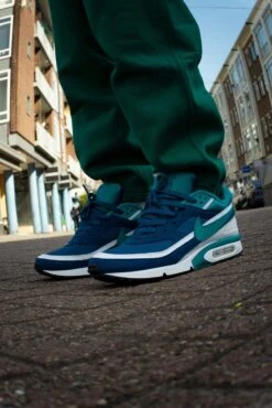 Nike Air Max Classic BW OG | DJ9648-400 | Marina | Grey Jade | Maat EU 43 | Men US 9.5 | UK 8.5 | CM 27.5 -Casio Verkoop 801x1200 3