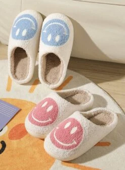 Smiley Pantoffels - Pantoffel - Sloffen Dames En Heren - Heerlijk Warm - LET OP Valt Klein, Controleer De Zool Afmeting - -Casio Verkoop 885x1200 7