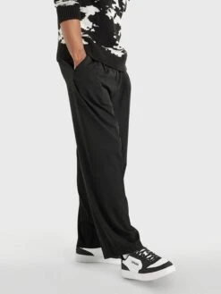 Fila Zwart/witte Sneaker - Maat 43 -Casio Verkoop 900x1200 134