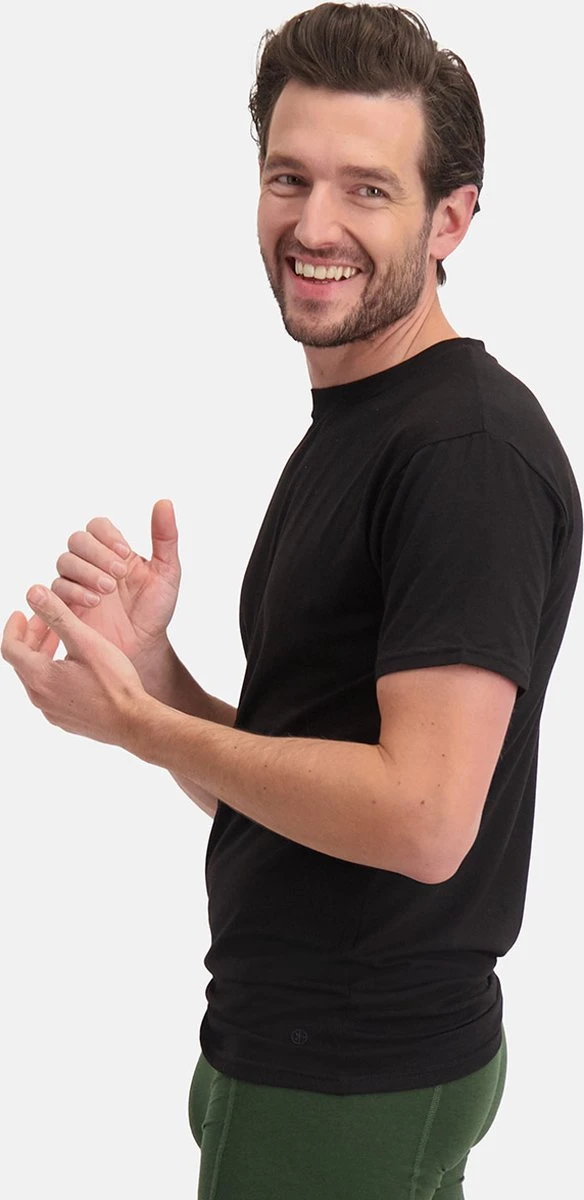 Voorkant 17 Voorkant -Casio Verkoop 584x1200 2